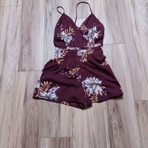 Fashion Nova Romper Size Small